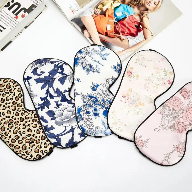 Frendorf | DreamSilk Premium Schlafmaske aus Maulbeerseide | Luxuriös | Hautfreundlich | Lichtundurchlässig | Für erholsamen Schlaf