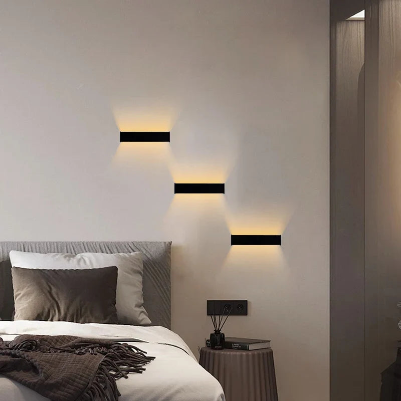 Beleuchten Sie Ihren Raum mit moderner langer Streifen-LED-Wandlampe Sconce indo Decor