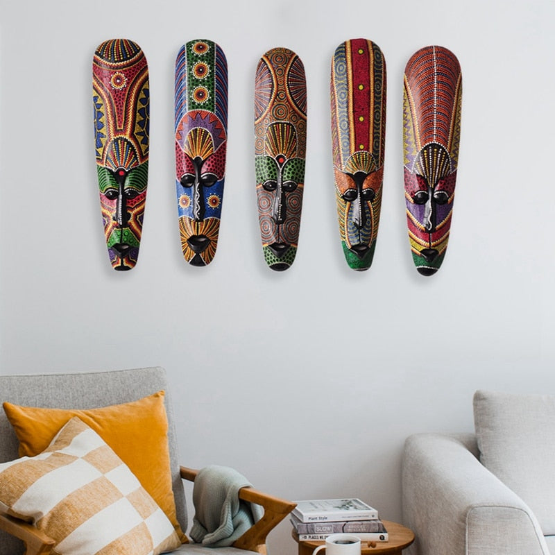 Holzmaske Wandbehang Massivholz Schnitzerei bemalt Facebook Wanddekoration Bar Home Dekorationen Afrikanische Totem Maske Kunsthandwerk