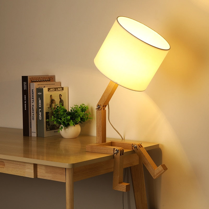 Robot Form Holz Tischlampe