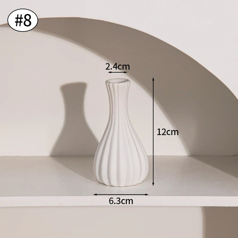 Minimalistische Keramik Blumenvase
