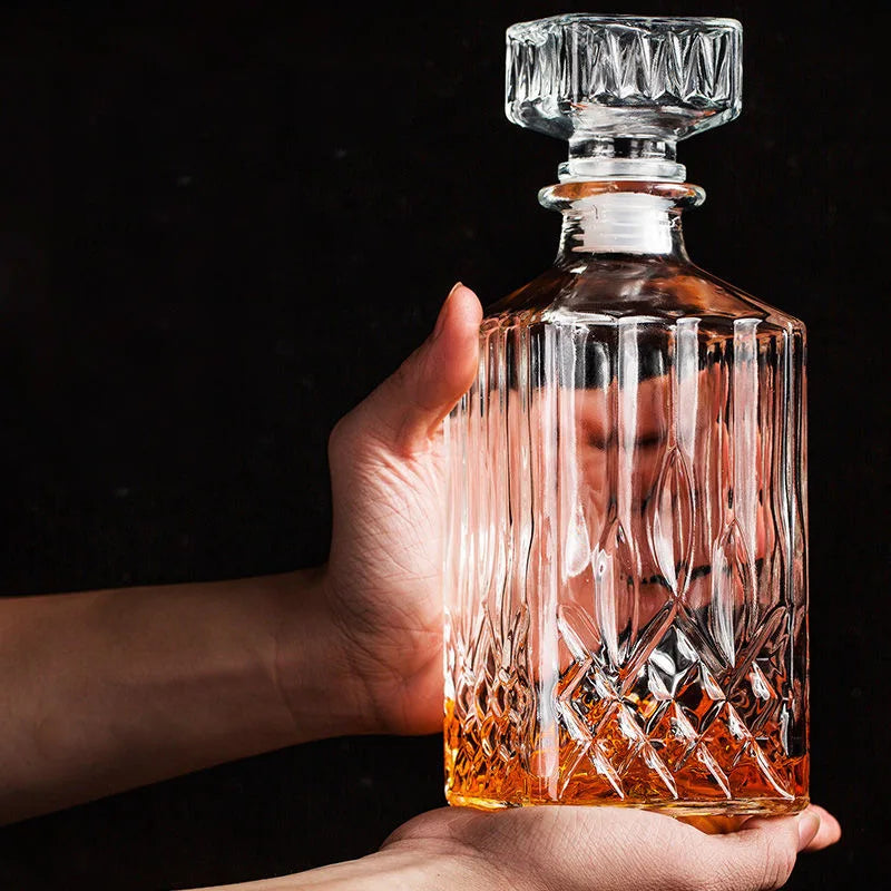 Frendorf | VeraLux Glas-Dekanter Set | Elegante Whisky-Karaffe | Luxuriöse Geschenkidee | Für Spirituosen & Wein