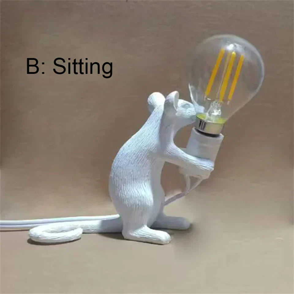 Frendorf | CritterGlow Moderne LED Tischlampe | Harz Tierdesign | Ratte, Katze & Eichhörnchen | Nachtlicht & Wohnkultur