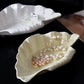 Creme Keramik Muschelteller