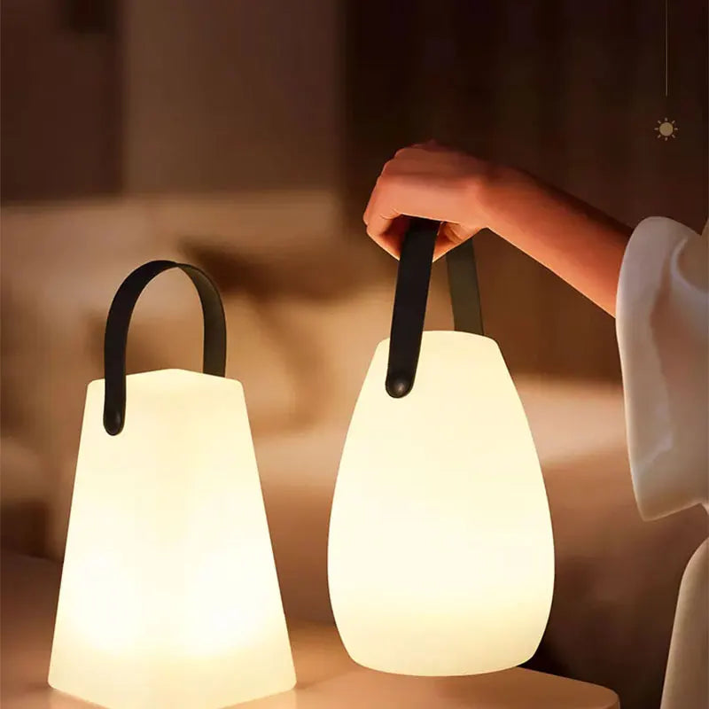 Frendorf | LumiShield Wasserdichte Außenlampe | Wetterfest | Modernes Design | LED-Beleuchtung