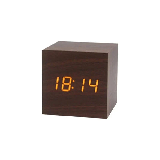 Frendorf | Hölzerner LED-Wecker mit Temperaturanzeige, digitaler Uhrzeit-Anzeige und minimalistischem Design – Perfekt für Schlafzimmer und Büro