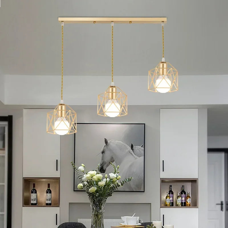 Frendorf | Nordic Drei-Kopf Diamant LED Kronleuchter – Moderne Pendelleuchte für Schlafzimmer, Esszimmer und Wohnräume