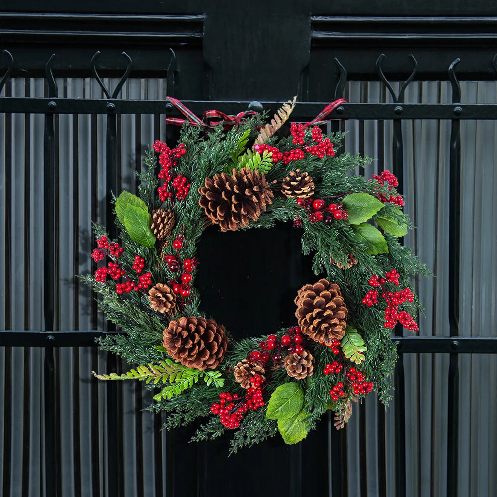 Rote Beeren Weihnachtskränze