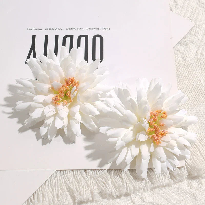 Frendorf | 30 Stück Gerbera Kunstseide Blumen Köpfe – 8CM Hochwertige DIY Blumen für Hochzeit, Dekoration, Kränze und Bastelprojekte