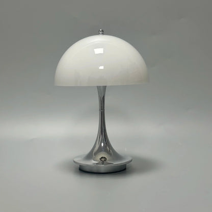 Moderner Lampen-Nachttisch