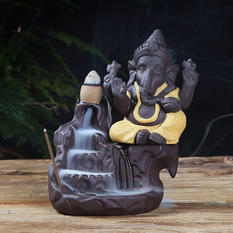 Clay-Style Ganesha Loban/Agarbatti Halter und Figurine
