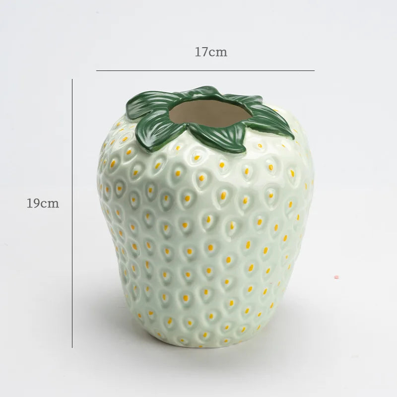 Hässliche Erdbeer Vase