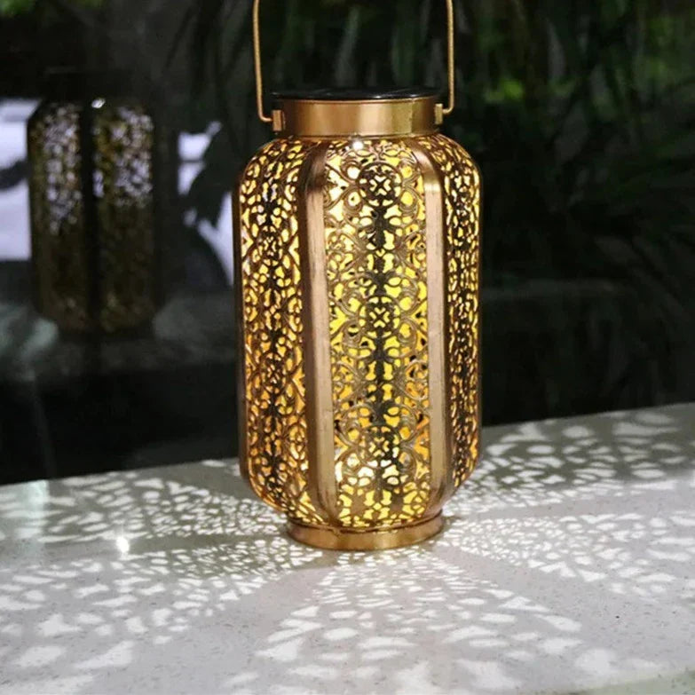 Frendorf | DecoGlow Art Deco Solarlaterne | Elegante Gartenbeleuchtung | Nachhaltige LED-Lampe | Dekoratives Licht für Außen