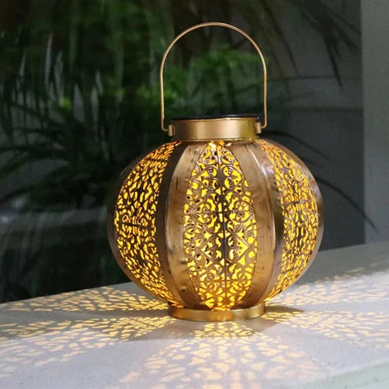Frendorf | DecoGlow Art Deco Solarlaterne | Elegante Gartenbeleuchtung | Nachhaltige LED-Lampe | Dekoratives Licht für Außen
