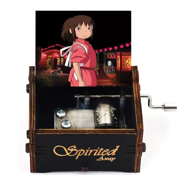 Neueste Design Anime Howl's Moving Castle Musikthema Antik geschnitzte Holz Handkurbel Musikbox Kinderspielzeug Weihnachtsgeschenk