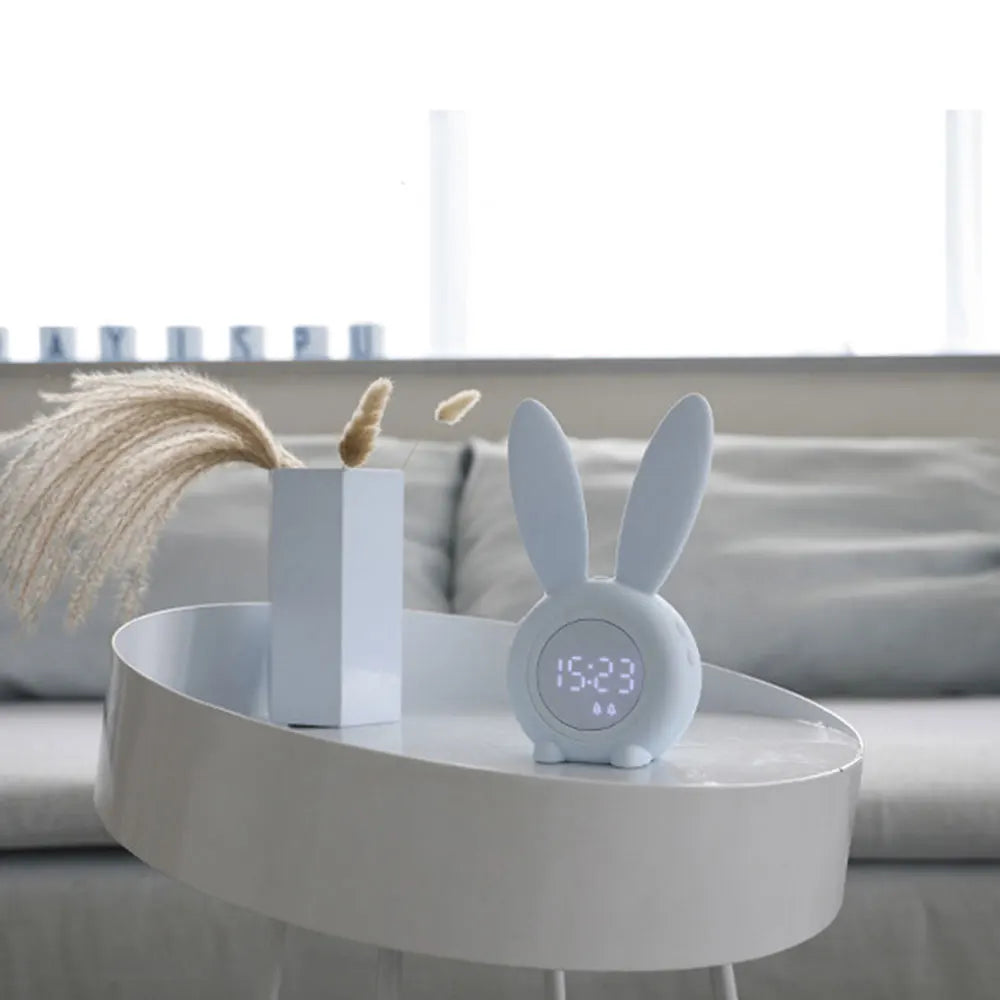 Frendorf | GlowBunny – Süßes Kaninchen-Wecker mit sanftem LED-Licht und Display