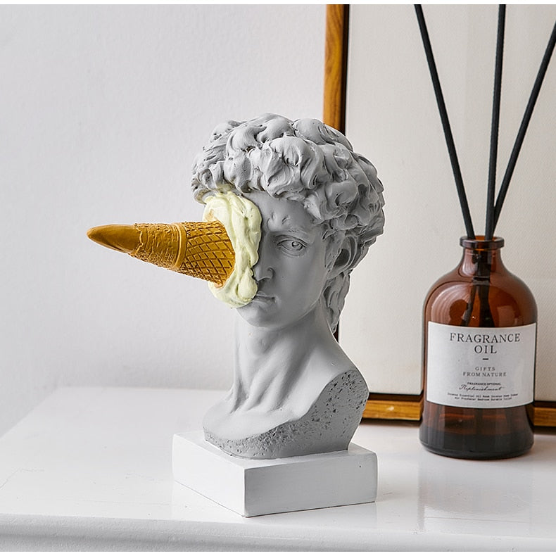 David Figurine mit Eiscreme Heimdekoration Skulptur