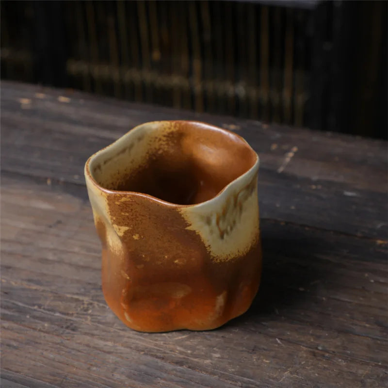 Unregelmäßige gedrehte Form Tasse 9,47 Unzen/280 ml Keramik Kaffee Teetasse ohne Griff Polychromatische kreative Keramik Tassen Kaffeetassen Retro