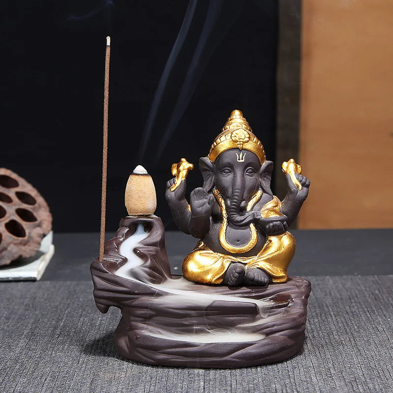 Clay-Style Ganesha Loban/Agarbatti Halter und Figurine