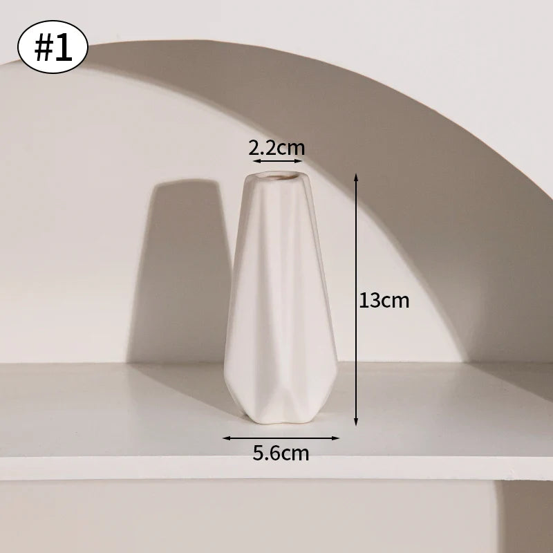 Minimalistische Keramik Blumenvase