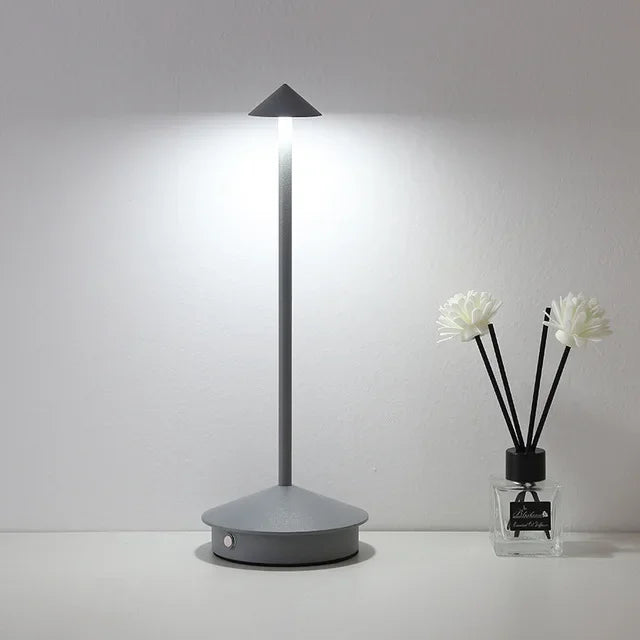 Rechargeable Table Lamp Creative Dining Touch Led Hotel Bar Coffee Pina Pro Table Lamp Lampada Da Tavolo Decorative Desk Lamp