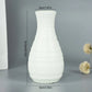 Frendorf | Blumeo Minimalistische Blumenvase | Weiße Keramikvase für Tisch- & Küchendekoration | Perfekt für Hochzeitsarrangements & Blumensträuße