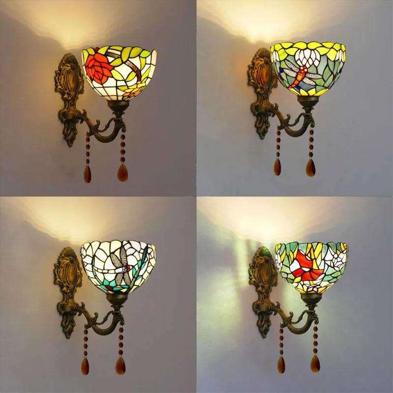 Frendorf | Einzelne-Glühbirne Wand Sconces Tiffany Flared Buntglas Wandmontage Licht mit Traubenmuster in Messing