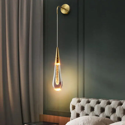 Kristalltropfen – Dekoratives Licht, Zeitloser Stil