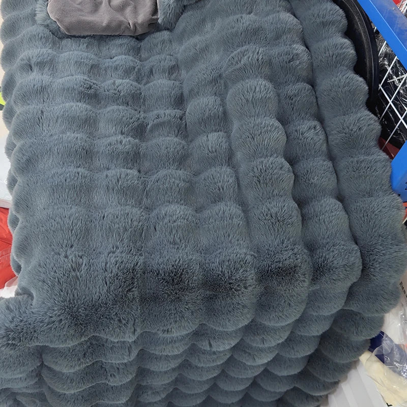 Frendorf | ChicWarmth Premium Kuscheldecke | Hochwertiger Plaid | Luxuriös & Warm für Zuhause
