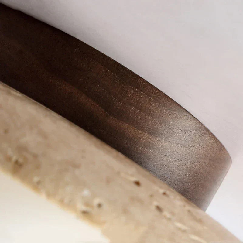 Eingebauter Lustre aus Travertin für Eingangsbereich und Treppe