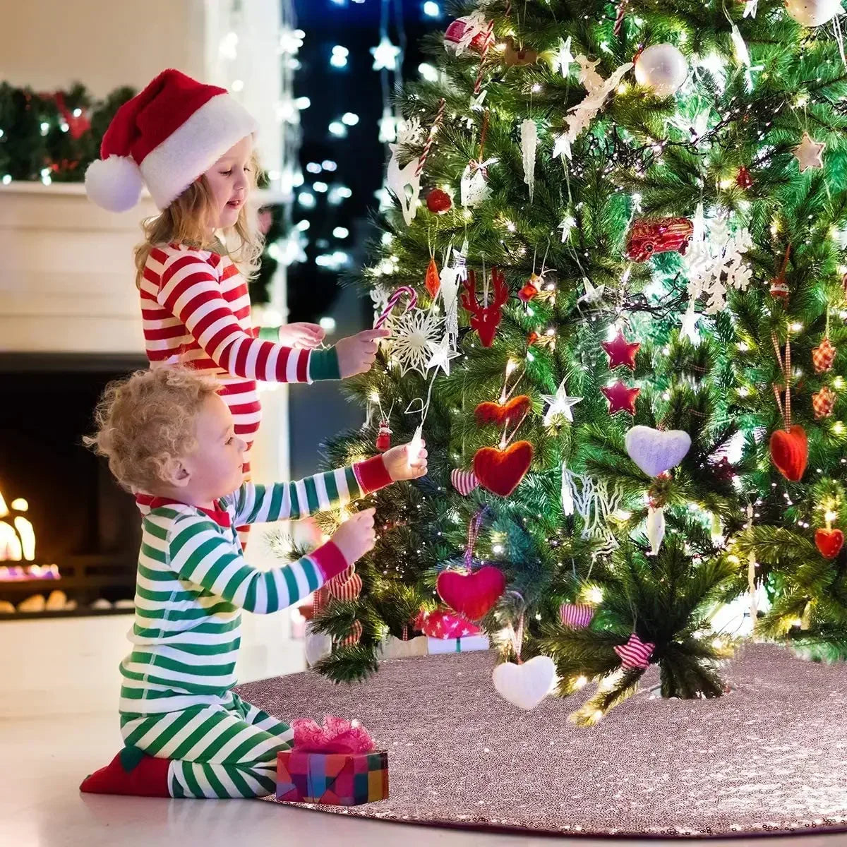 Frendorf | Funkelnde Weihnachtsbaumstämme