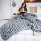 Frendorf | Grobstrickdecke – Kuschelige Wolldecke für Jeden Raum – Weich & Warm – Perfekt für Sofa und Bett