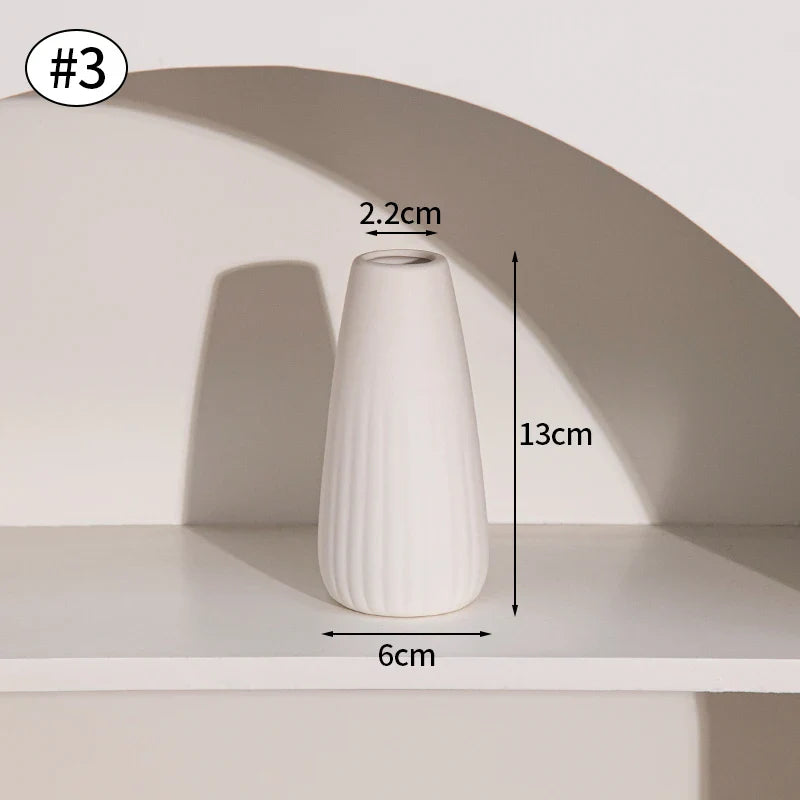 Minimalistische Keramik Blumenvase