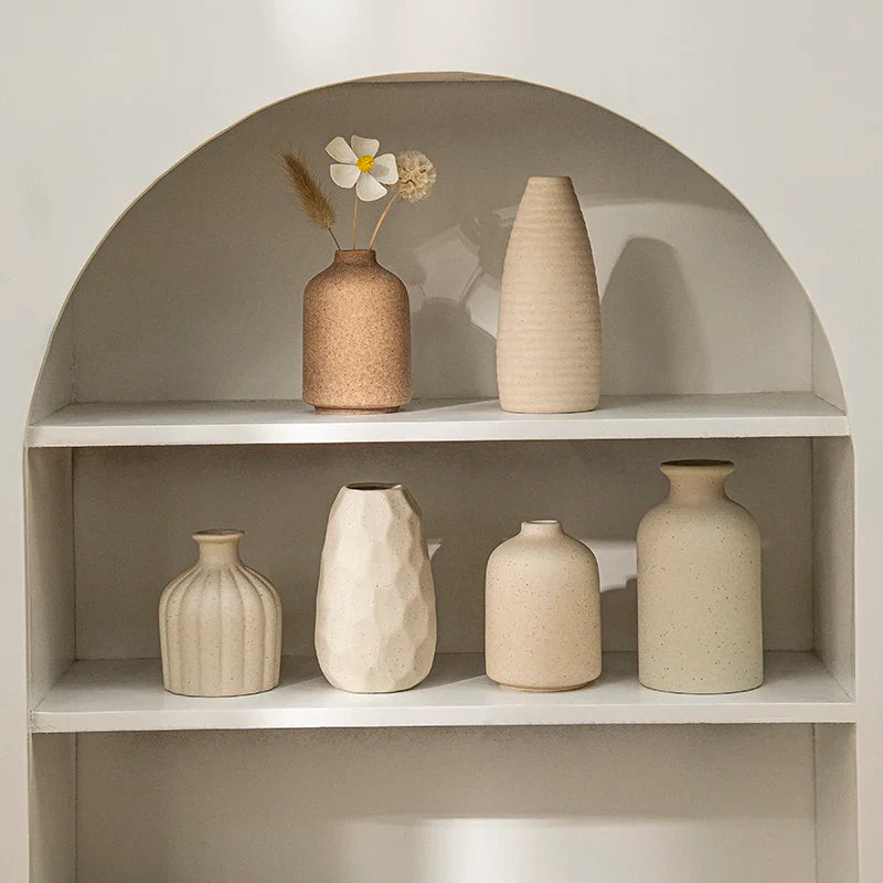 Minimalistische Keramik Blumenvase