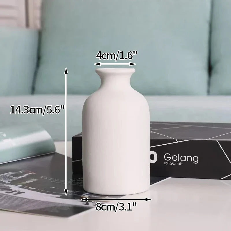 Minimalistische Keramik Blumenvase