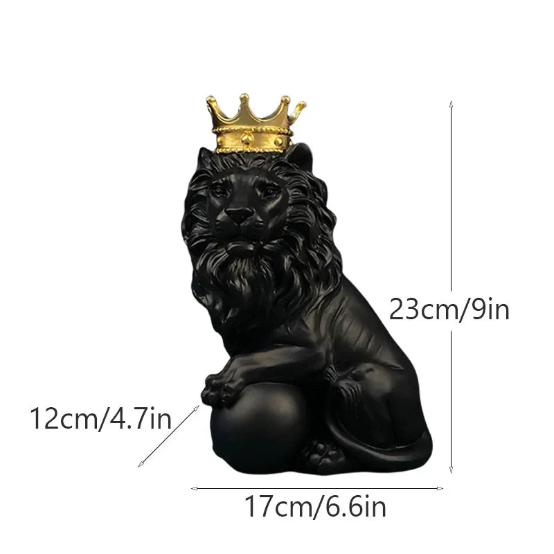 Goldene Krone Löwenkönig Statue