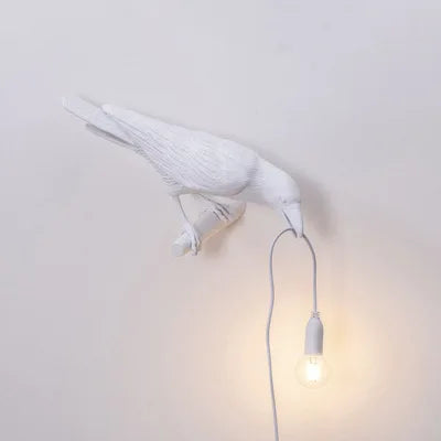Frendorf | Moderne Lucky Bird Tischlampe – Kreatives Harz Tierdesign für Schlafzimmer und Wohnzimmer