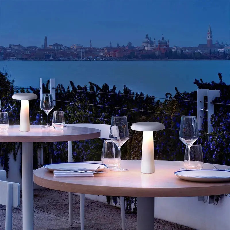 Frendorf | Beleuchten Sie Ihr Büro mit Eleganz Dank unserer energieeffizienten LED-Lampe