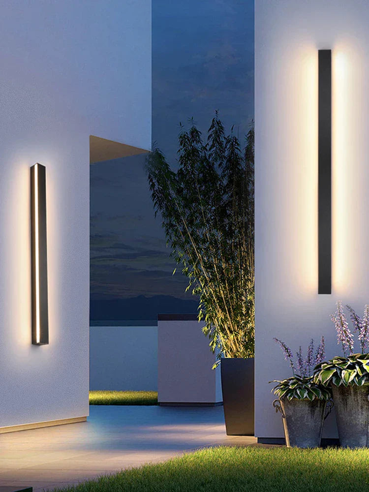 Frendorf | NeroEdge SleekLine Wasserdichte LED Wandleuchte – Moderne Außenlampe in Schwarz