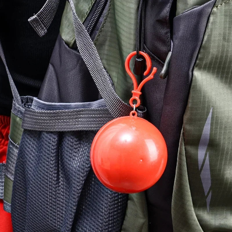 Einweg-Regenmantel-Set - 5/1 Stk tragbare Regenmäntel mit Schlüsselanhängerball für einfaches Reisen - wasserdichte Regenbekleidung für Reisen und Notfälle