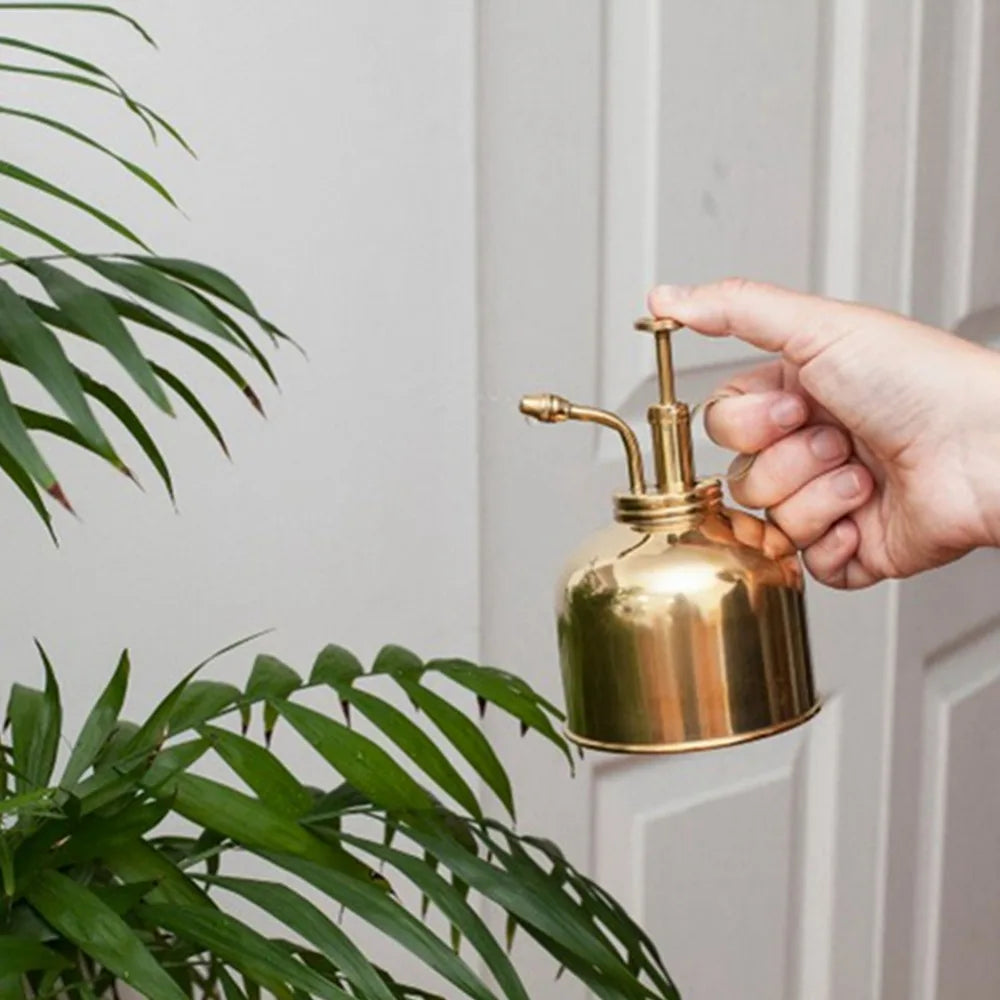 Frendorf | PlantLuxe Premium Pflanzensprüher | Goldene Sprühflasche für Pflanzenpflege | Stilvolles Zubehör für Zimmerpflanzen