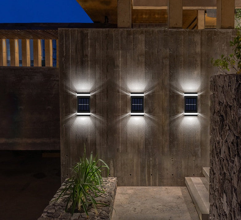 Frendorf | BloomRay – Solar-Wandlampe für schöne Gartenbeleuchtung