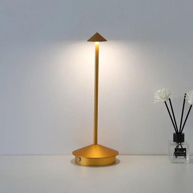 Wiederaufladbare Tischlampe Kreative Esszimmer Touch Led Hotel Bar Kaffee Pina Pro Tischlampe Lampada Da Tavolo Dekorative Schreibtischlampe