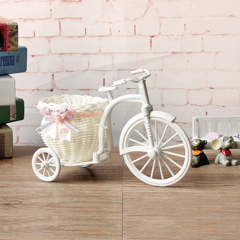 Frendorf | BlossomRide Dekoratives Fahrrad-Blumenkörbchen | Vintage Dreirad-Design | Perfekt für Hochzeitsdekorationen, Partys & Zuhause