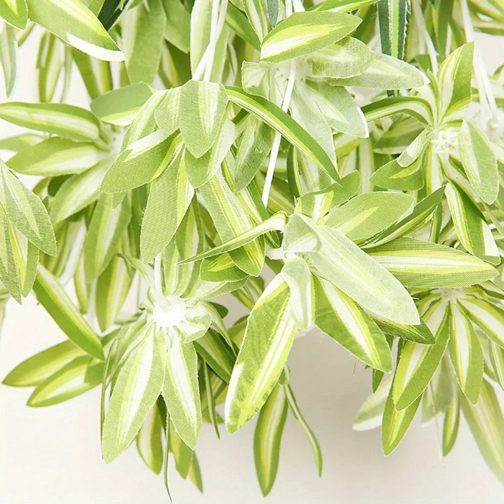 Frendorf | 1 Stück 60 cm große künstliche hängende Pflanze – Seideneiche zur Innendekoration (ohne Korb)