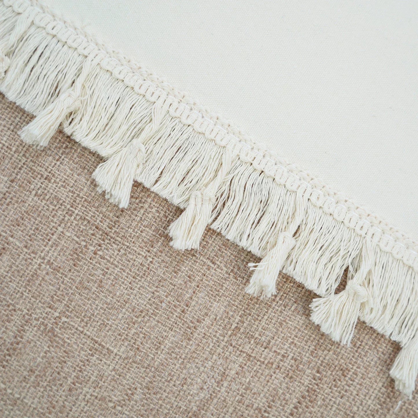 Frendorf | Boho Stil Beiger Kissen mit Muster