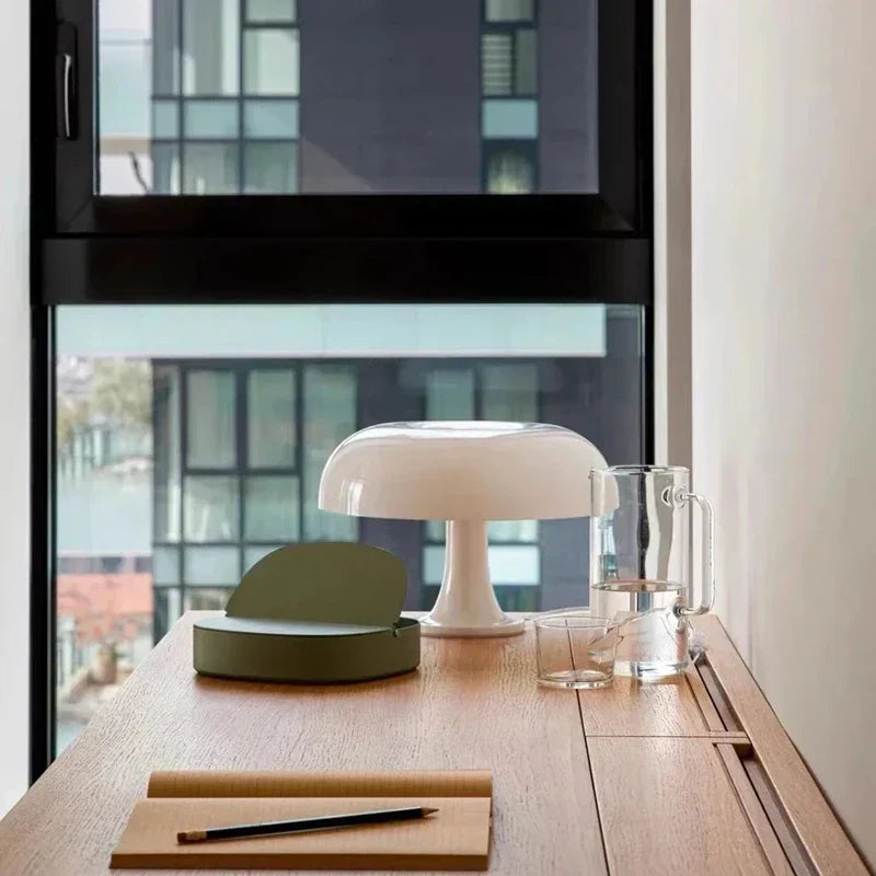 Raffinierte Tischlampe mit Pilzdesign