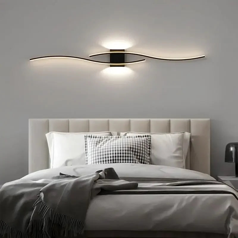 Frendorf | Moderne LED Wandleuchte – Schwarze, weiße und goldene Wandleuchte für Wohnzimmer, Schlafzimmer, Nachttisch und dekorative Beleuchtung