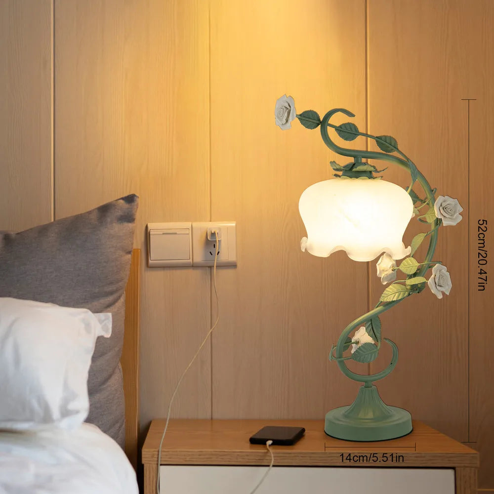 Frendorf | Künstlerische naturthemenhafte Blumen-Tischlampe