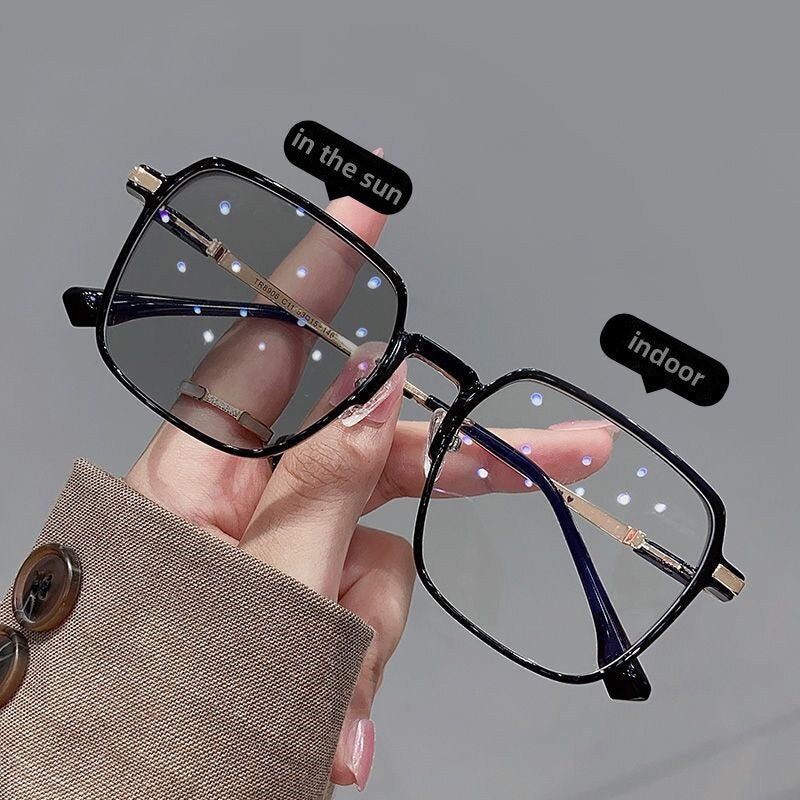 Frendorf | Dynamische Ansicht Farbwechselnde photochrome Sonnenbrille
